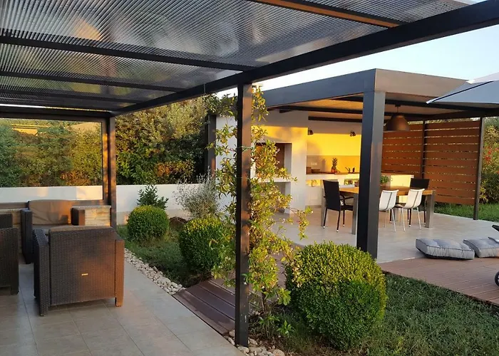 Sessa Villa *