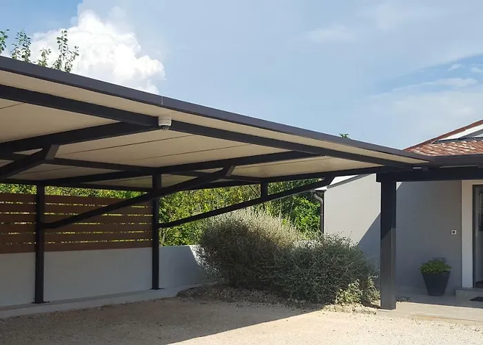 Sessa Villa *